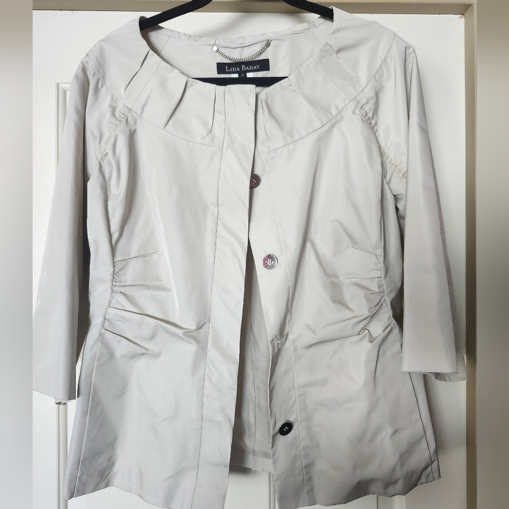 Lisa Baday Blouse/Coat size 12 cream color, fully lined. 100% polyester